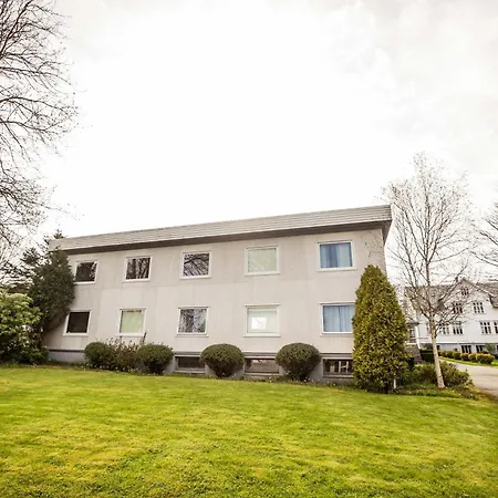 Karmoy Folkehogskule Hostel