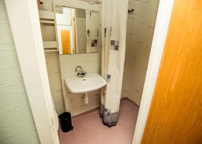 Vandrerhjem Karmoy Folkehogskule